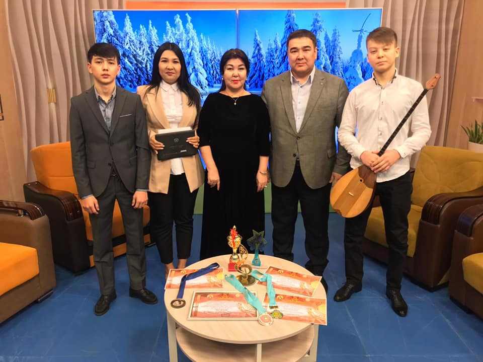 «Ұлттық өнер - өміршең қазына» тақырыбындағы бағдарлама