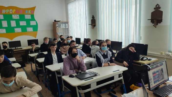 Кәсіптік бағдар беру мақсатында онлайн кездесу өткізілді