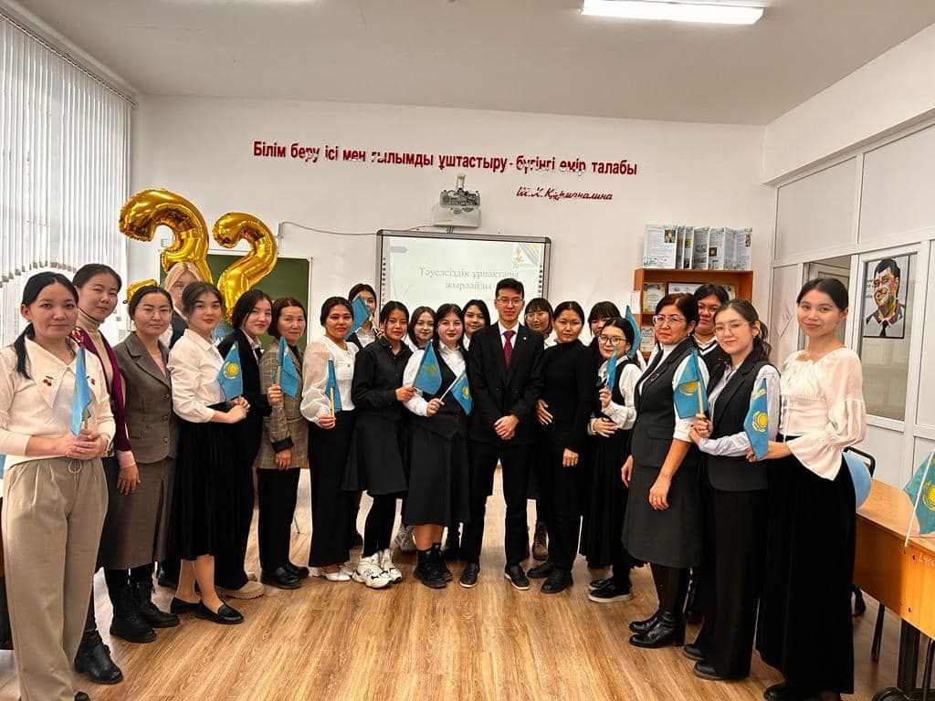Тәуелсіздік күніне арналған поэзиялық кеш өтті