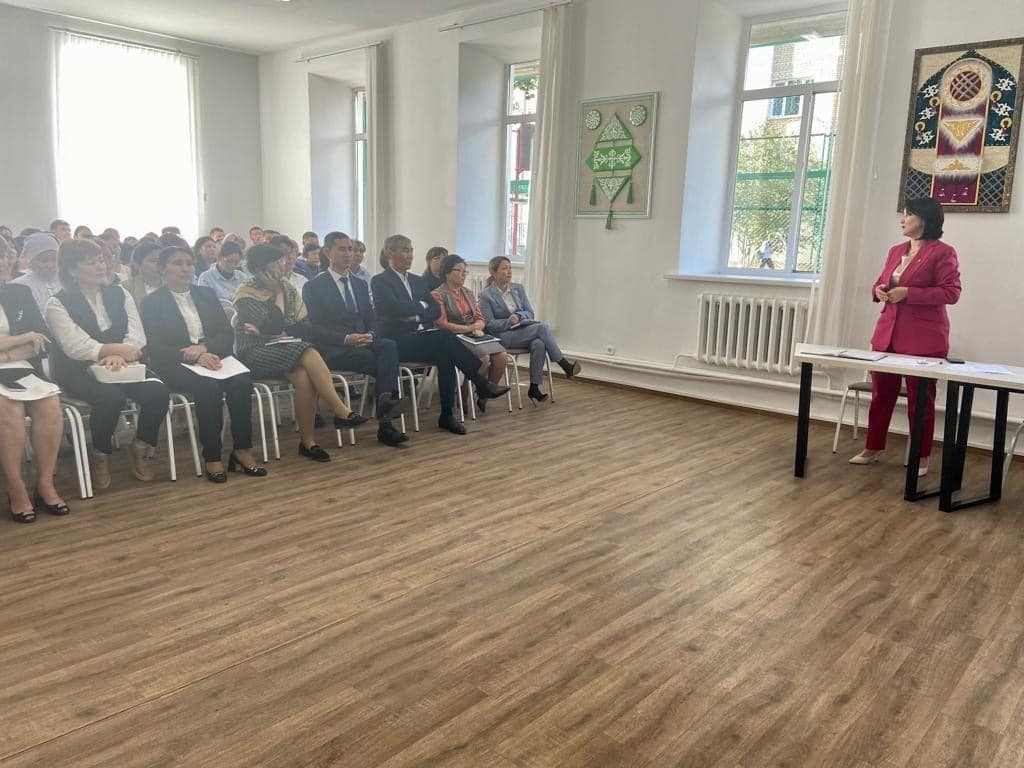 Ұжым жиналысы өткізілді